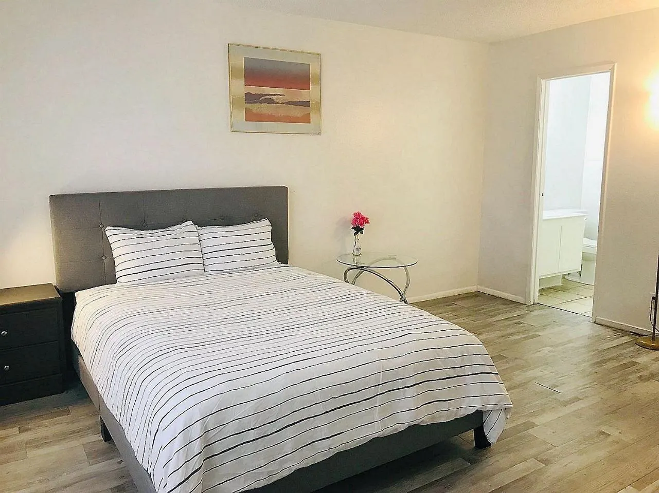 Alloggio in famiglia Super 1 Bedroom With Private Bathroom, Shared Kitchen Room -3 Las Vegas Stati Uniti